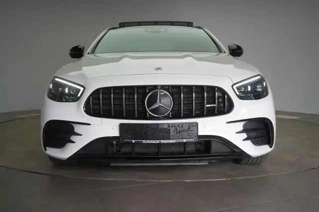 Mercedes-Benz E Class view 2