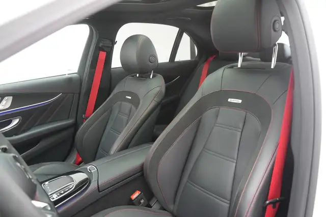 Mercedes-Benz E Class view 10