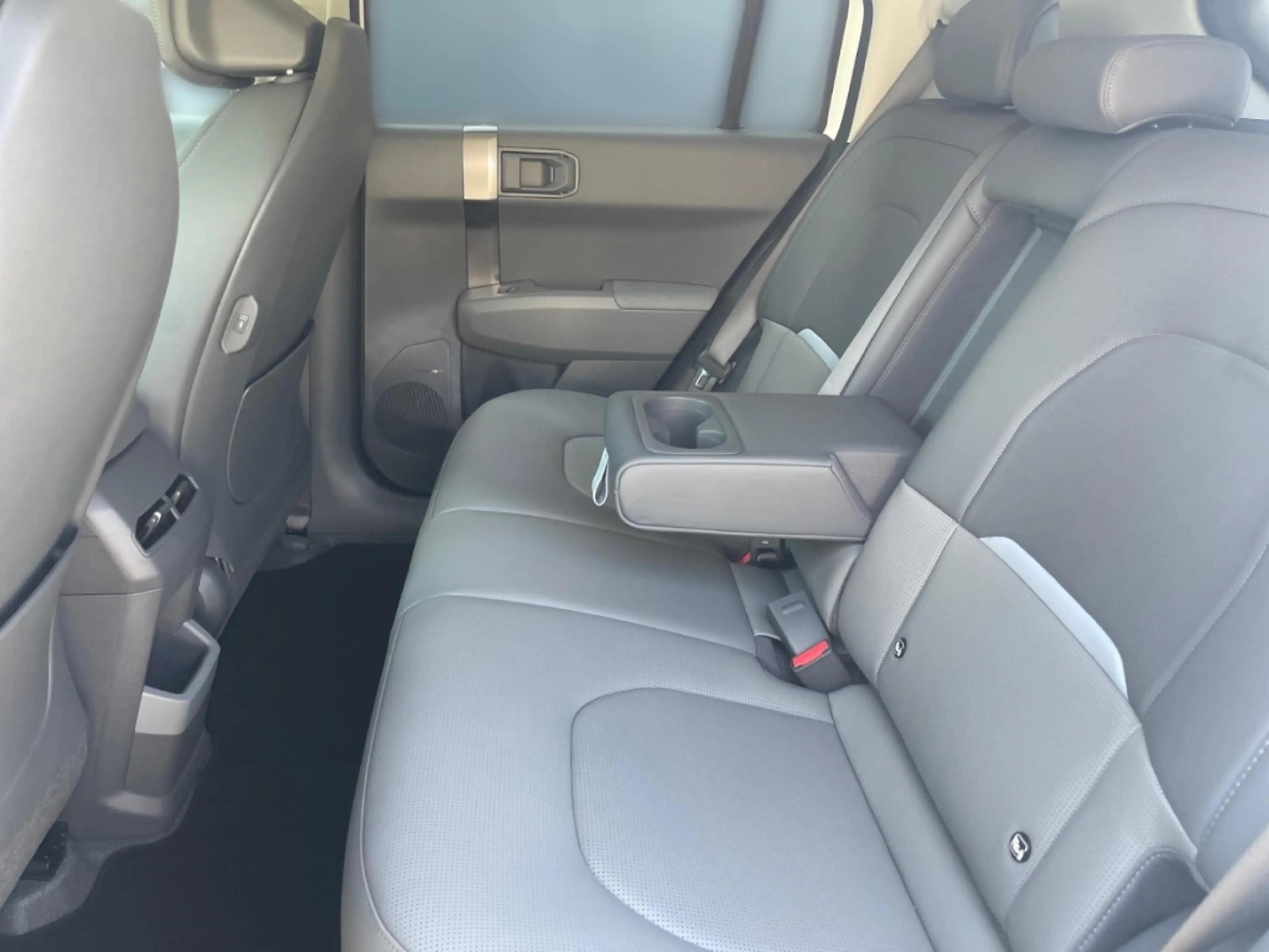 Kia EV3 81,4 Earth P3-P8 AHK Business Upgrade Drive 19'' S — photo 11