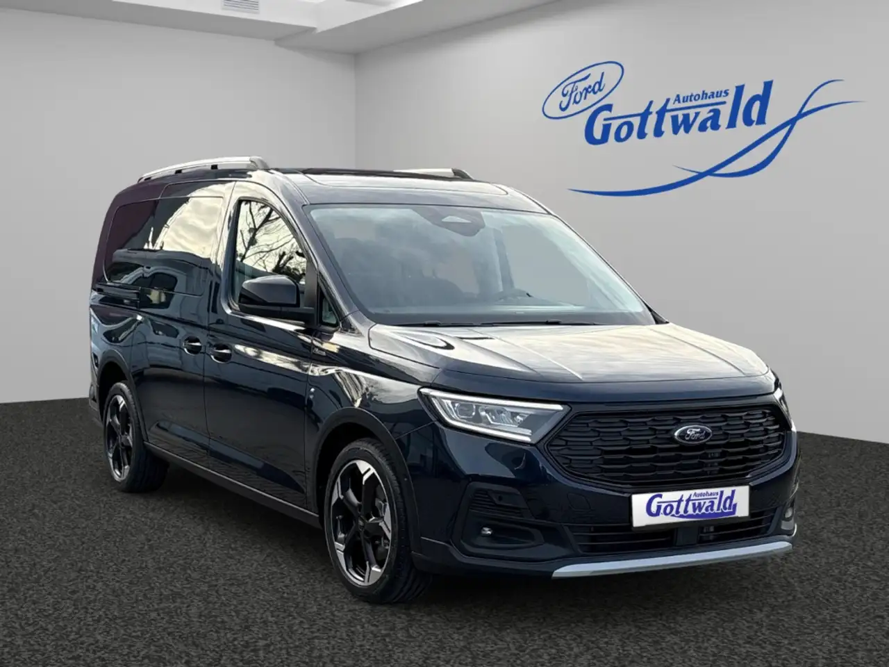 Ford Grand Tourneo