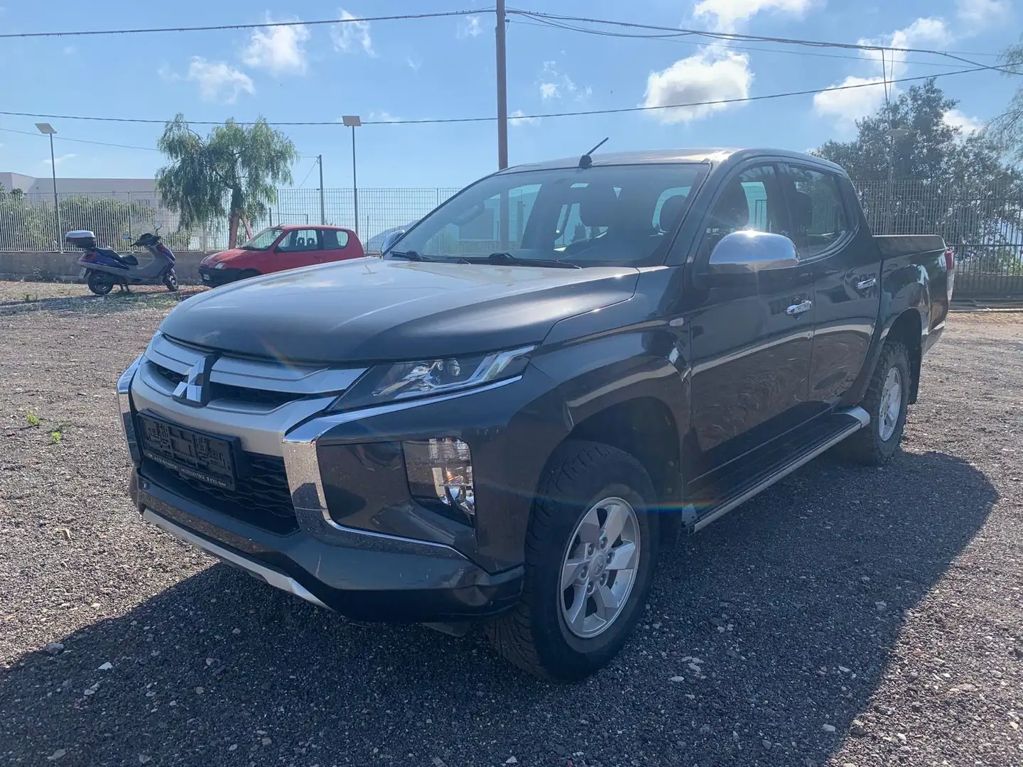 Mitsubishi L200 - 2