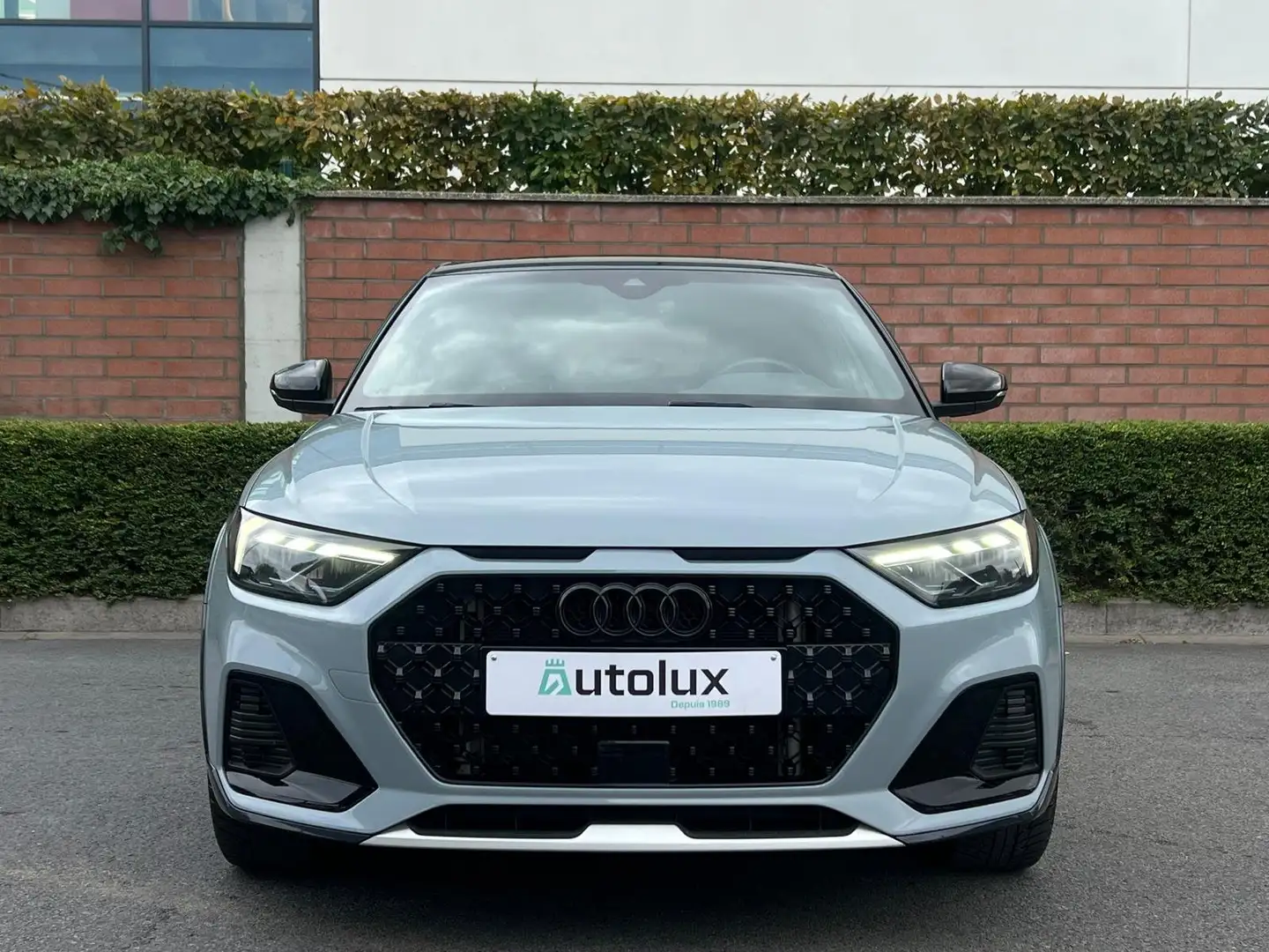 Audi A1 S LINE - CITYCARVER - AUTOMATIQUE Grijs - 2