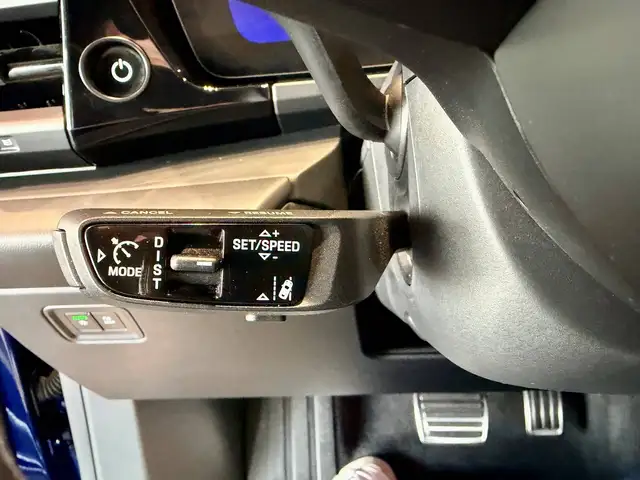 Porsche Macan view 15