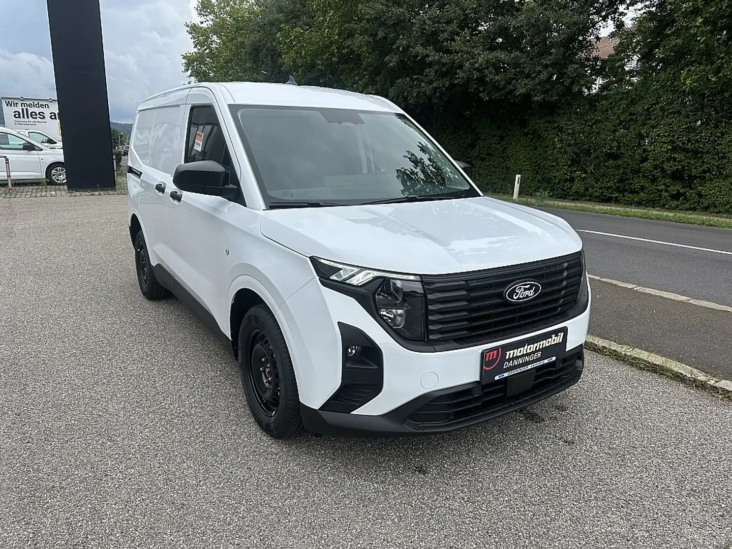 Ford Transit Courier 1,0 EcoBoost Trend Weiß - 2