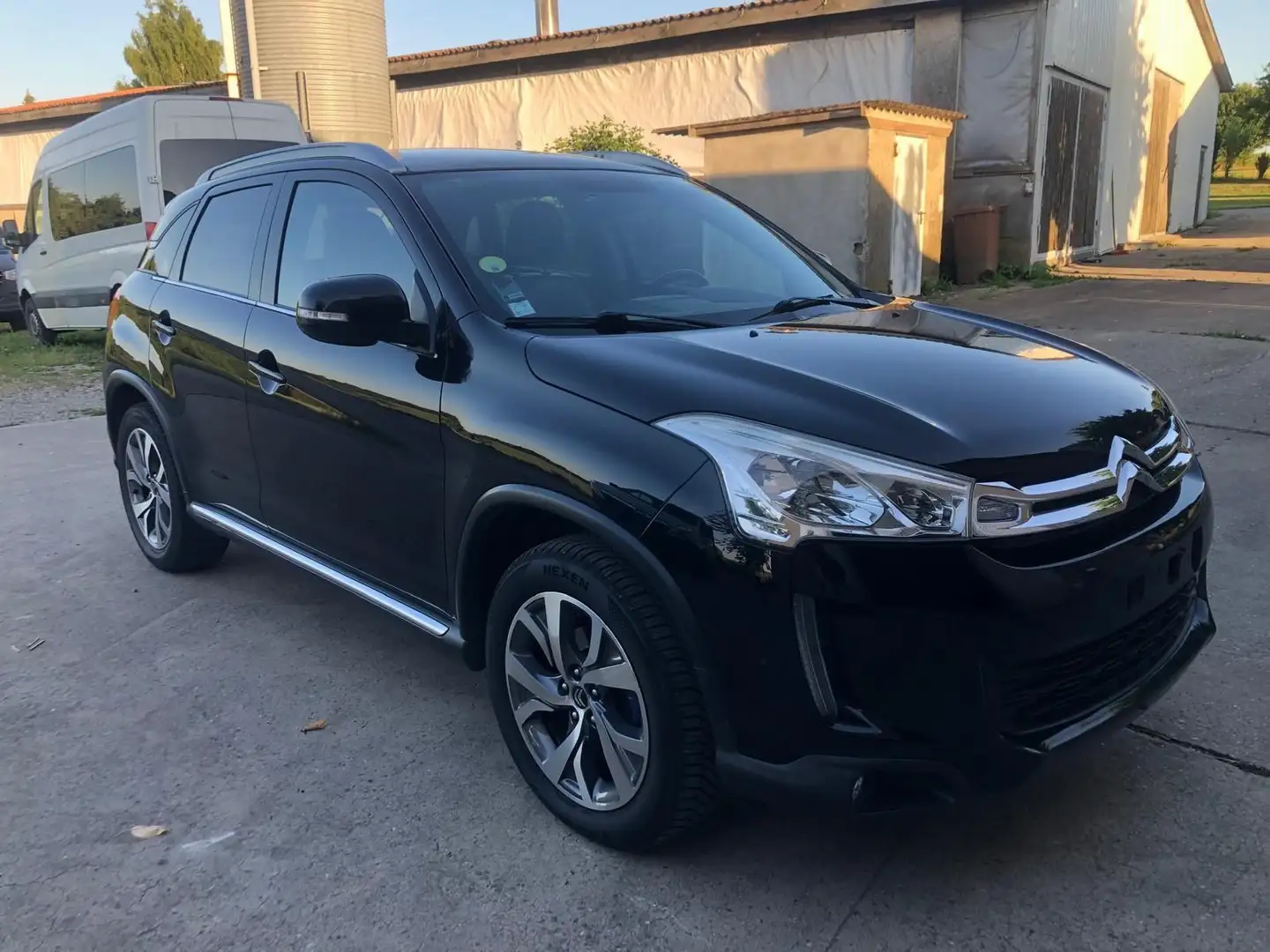 Citroen C4 Aircross Tendance 2WD AHK Schwarz - 2