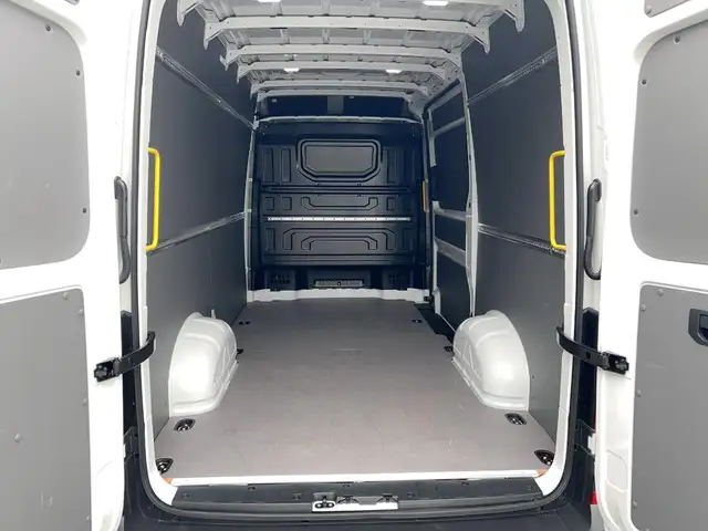 Volkswagen Crafter view 12