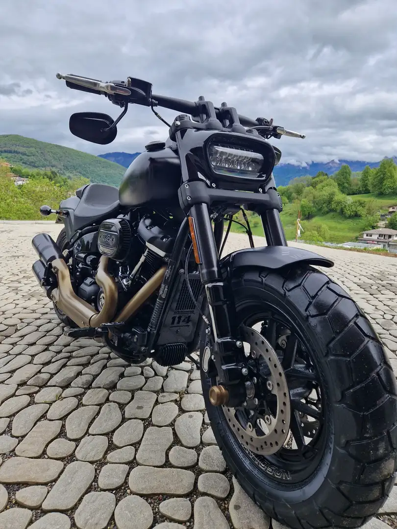 Harley-Davidson Fat Bob Černá - 1
