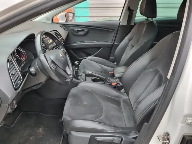 Seat Leon Leon view 5