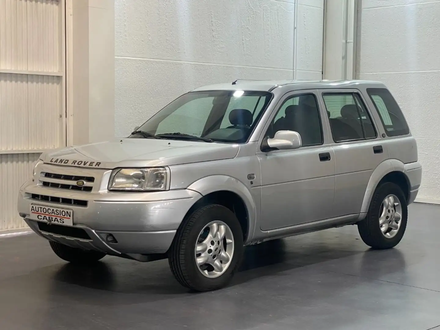 Land Rover Freelander 2.5 V6 S Steptronic Excursion Grau - 2