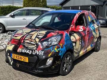 1.0 VVTI beschilderd door Selwyn Senatori