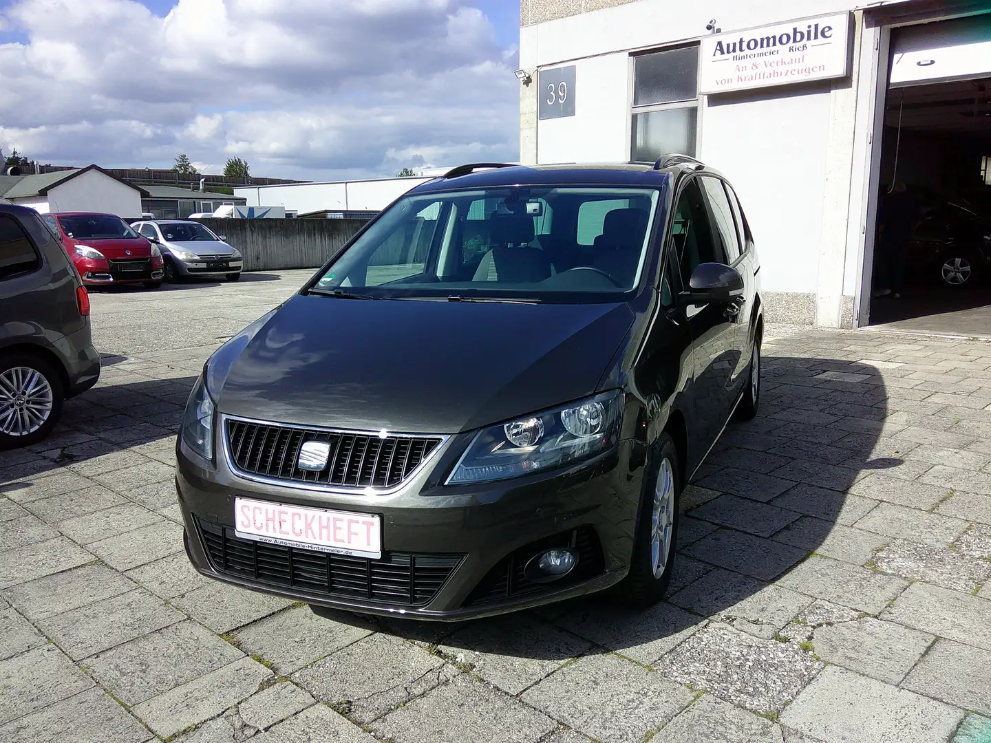 SEAT Alhambra Style 7.Sitzer Braun - 1