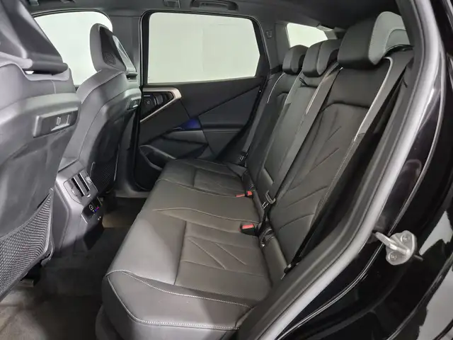 BMW X3 view 7