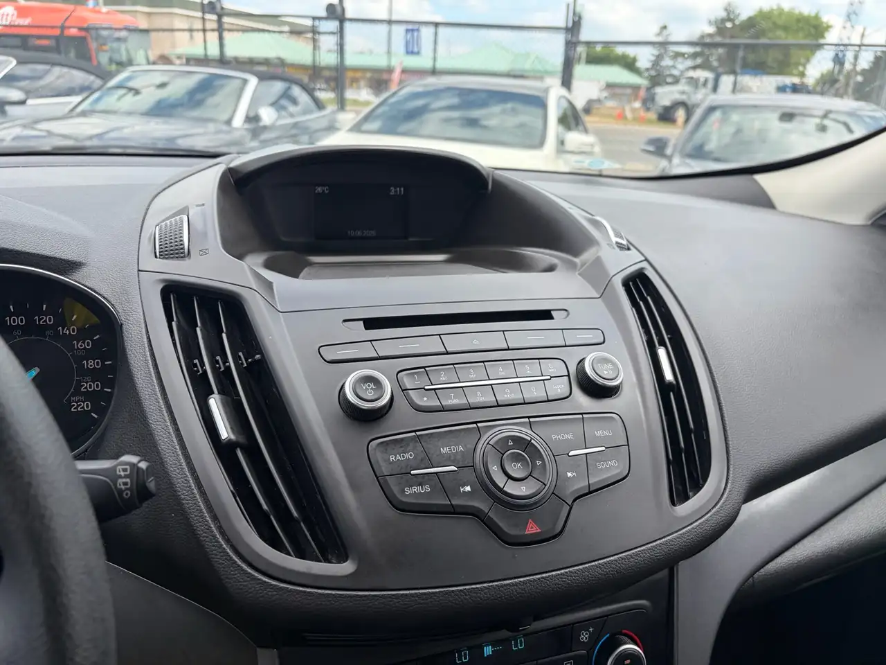 Ford Escape снимка Ford Escape