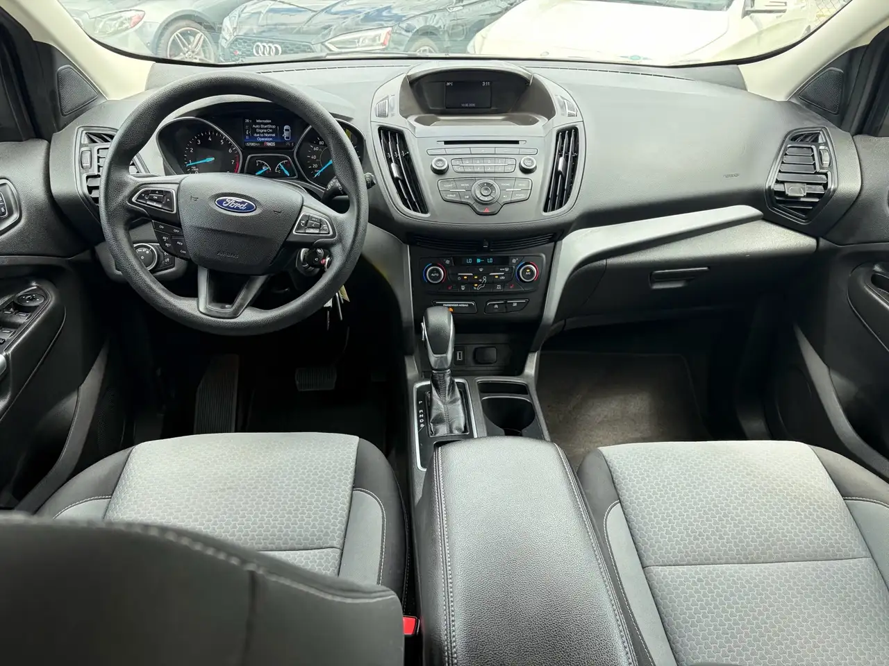 Ford Escape снимка Ford Escape