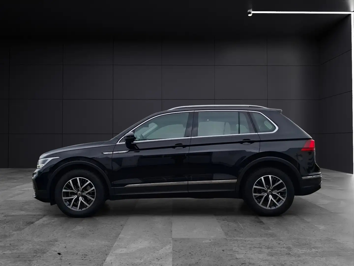 Volkswagen Tiguan TSI Life DSG LED Navi Pano ACC PDC SH Schwarz - 2