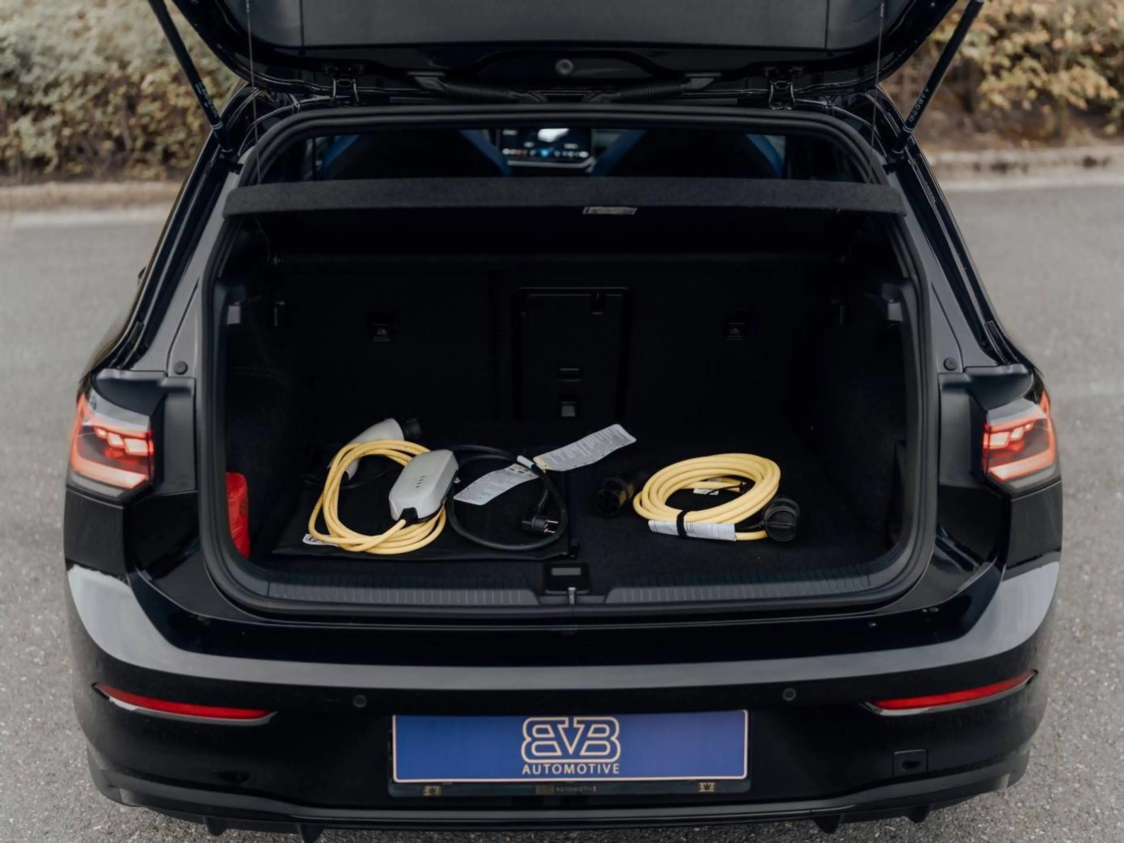 Volkswagen Golf GTE PANO | ACC | 360 CAMERA | HUD — photo 36