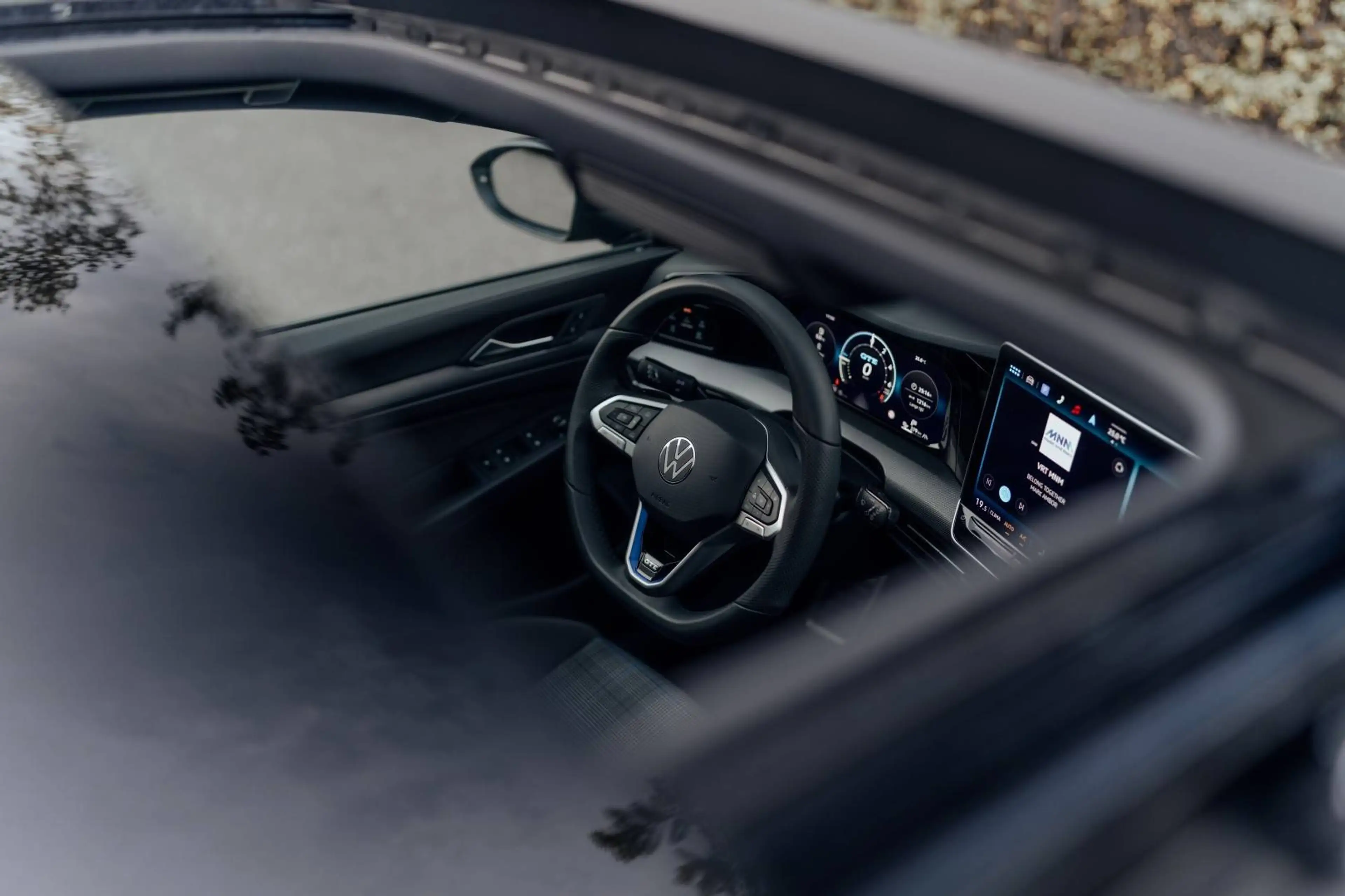 Volkswagen Golf GTE PANO | ACC | 360 CAMERA | HUD — photo 18