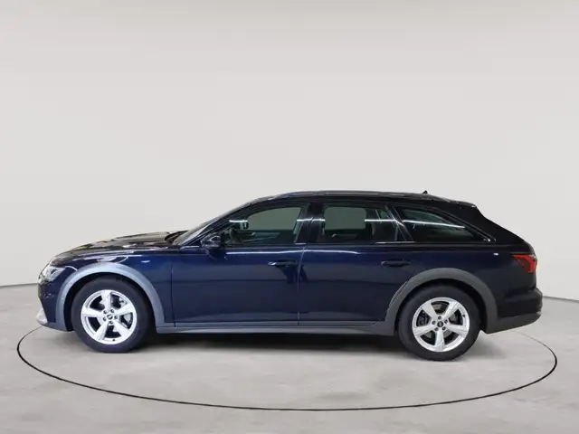 Audi A6 view 6