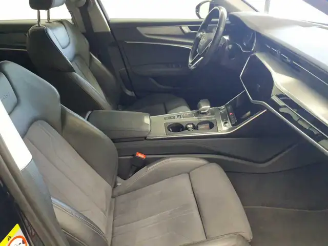 Audi A6 view 8