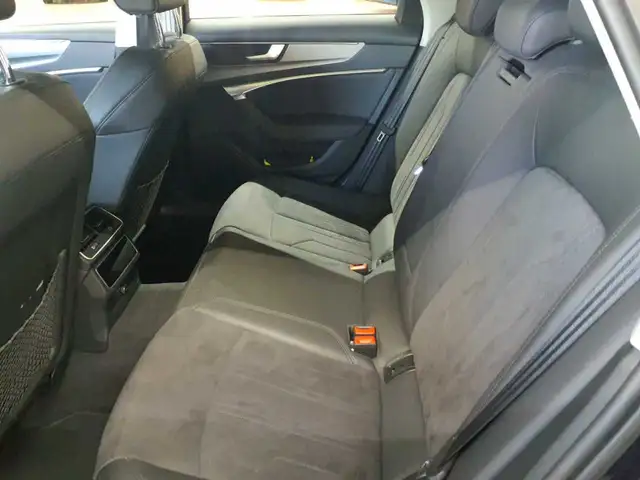 Audi A6 view 13