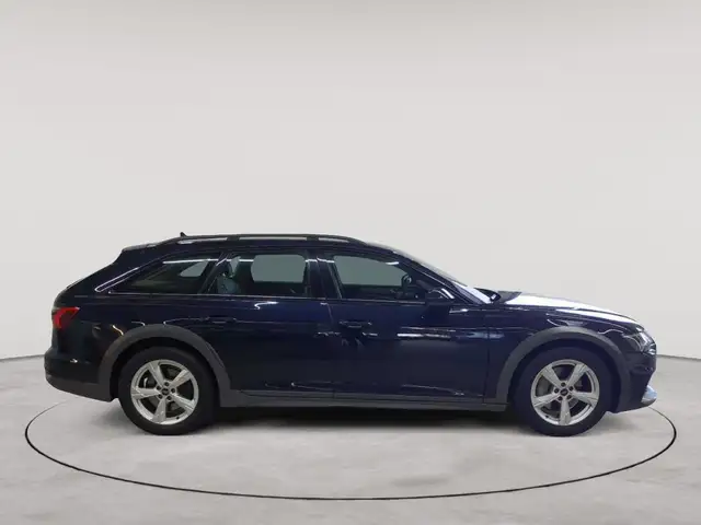 Audi A6 view 3