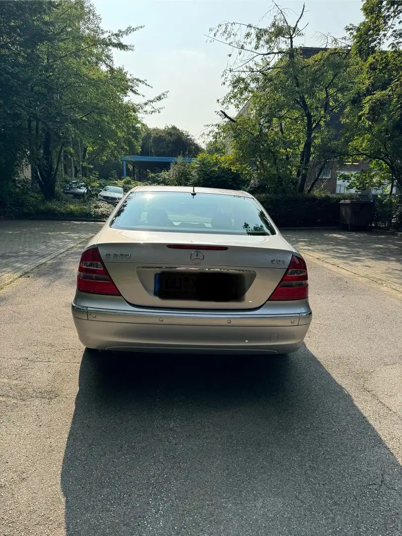 Mercedes-Benz E 220 CDI Automatik Elegance W211 mit neuem TÜV - 2