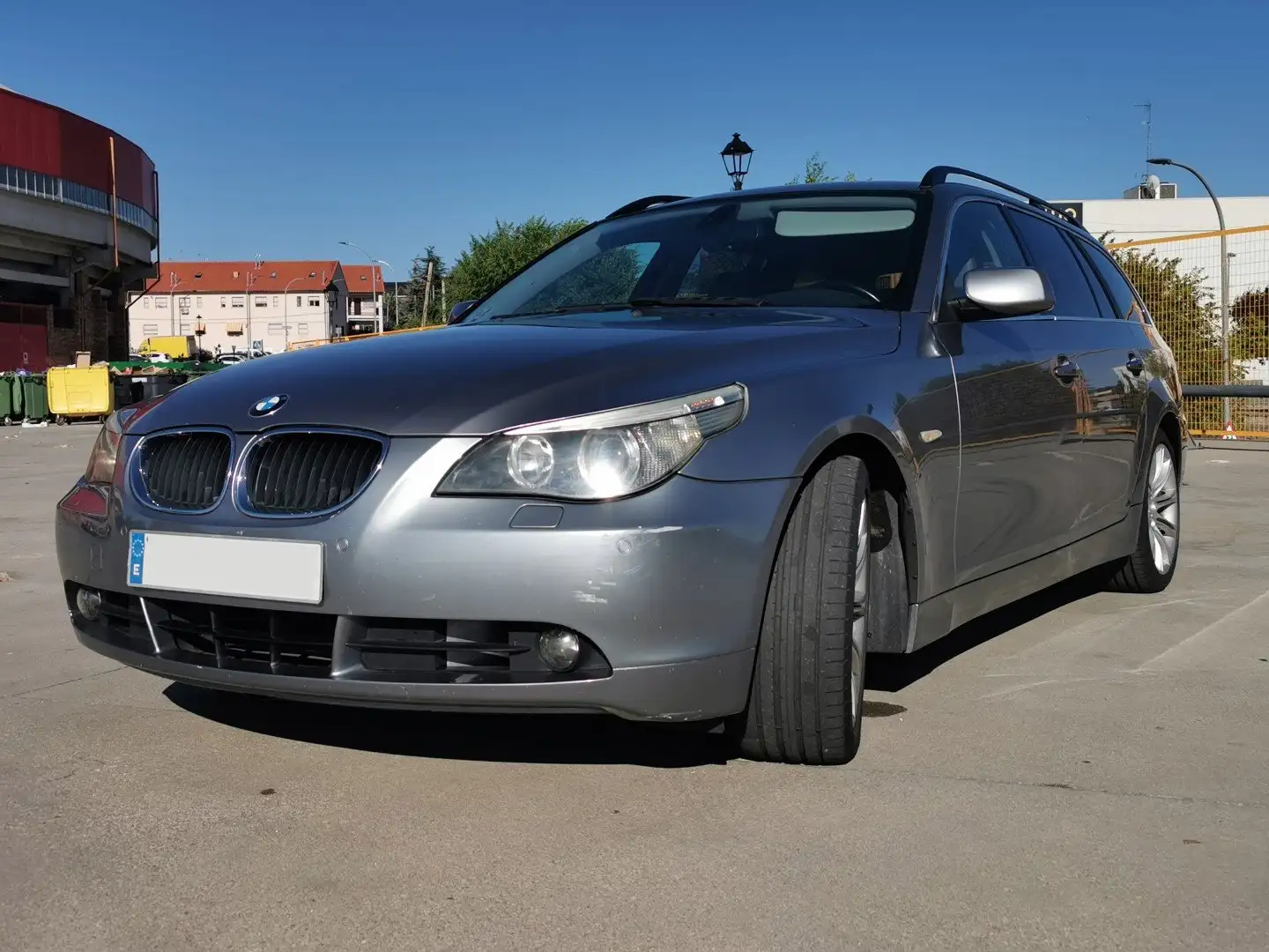 BMW 525 525i Touring Gris - 2