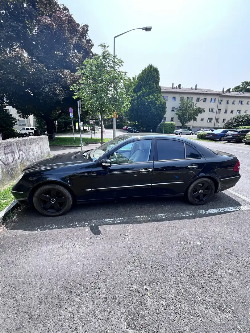 Mercedes-Benz E 220 Avantgarde CDI Sequentronic - 1