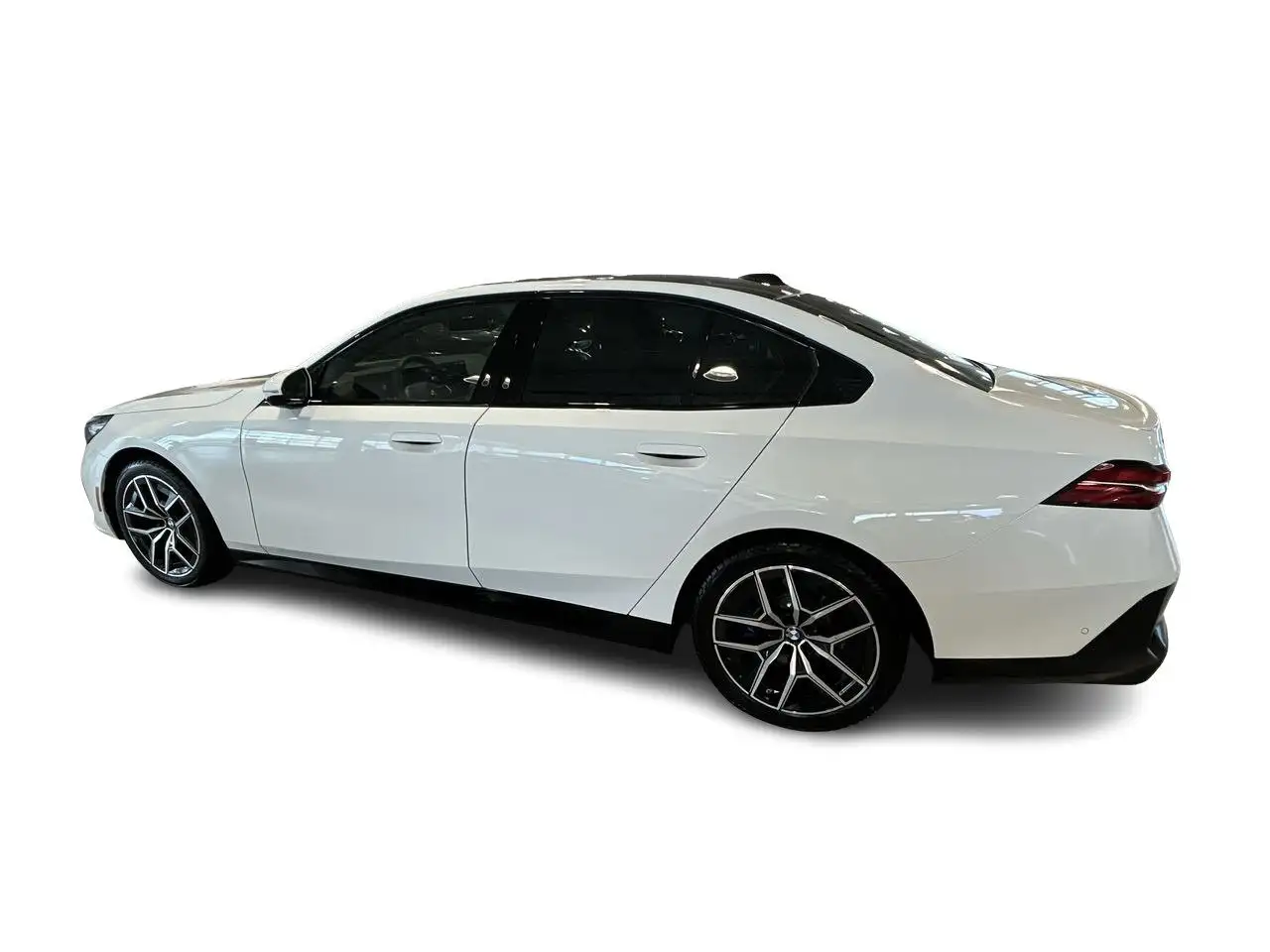 BMW 5 Series снимка BMW 5 Series