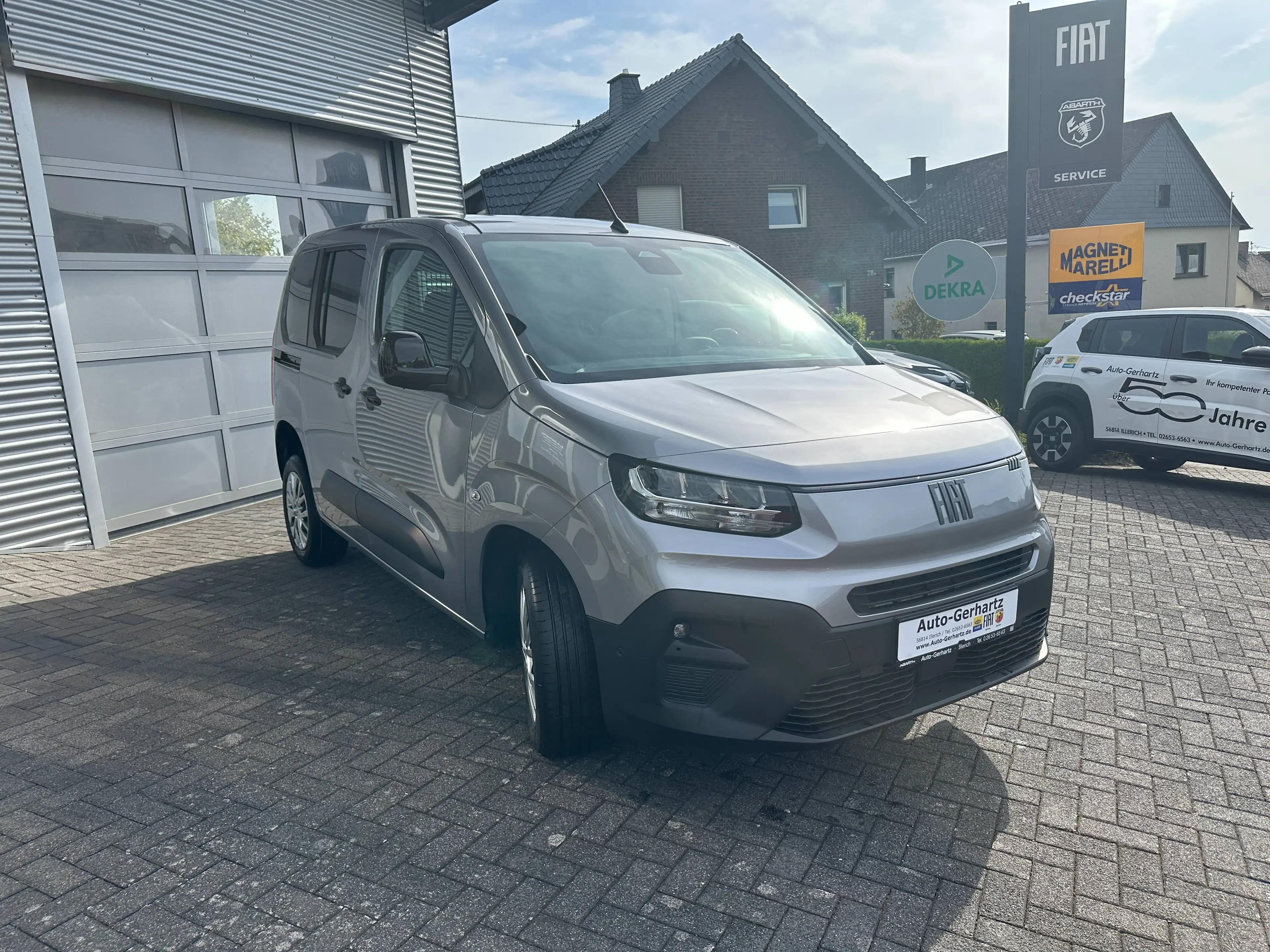 Fiat Doblo Kombi L1 / Komfort- Techno Paket / — photo 6