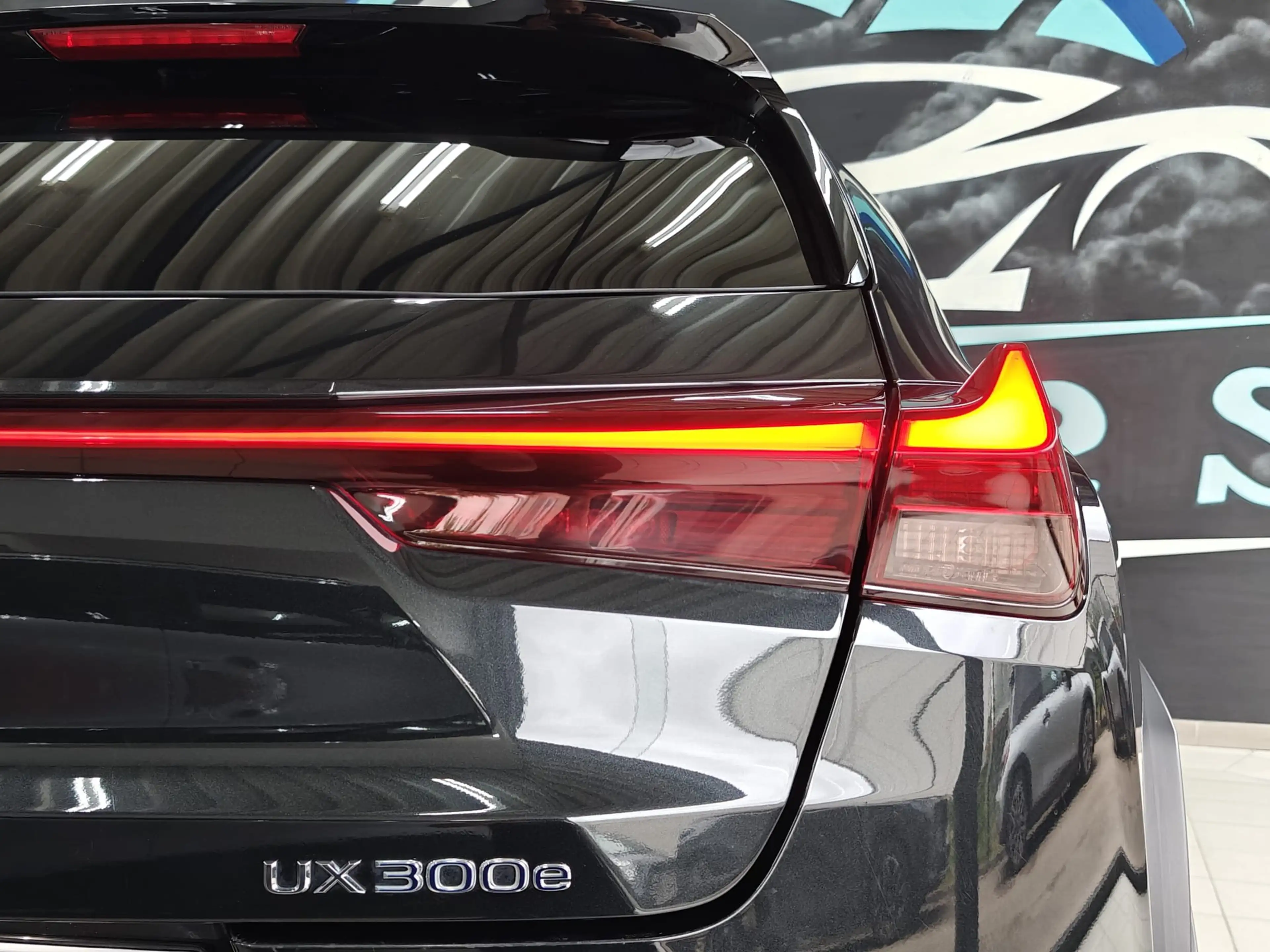 Lexus UX 300e UX 300e CAMERA/PDC/CARPLAY/ZETELVERW+KOELING — photo 14