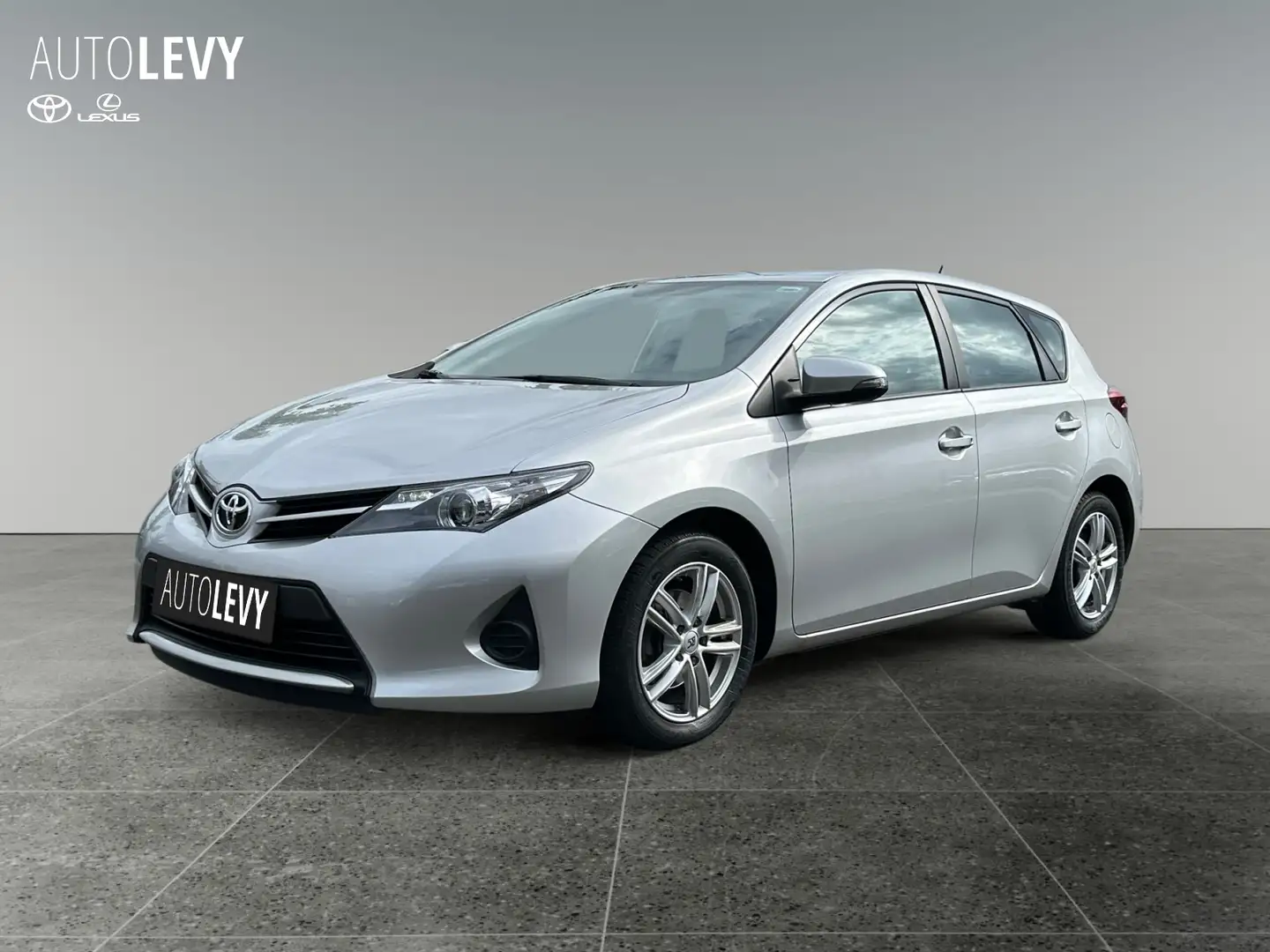 Toyota Auris 5-TÜRER. 1.3 *KLIMAAUTO*LM*USB*AUX* Silber - 2