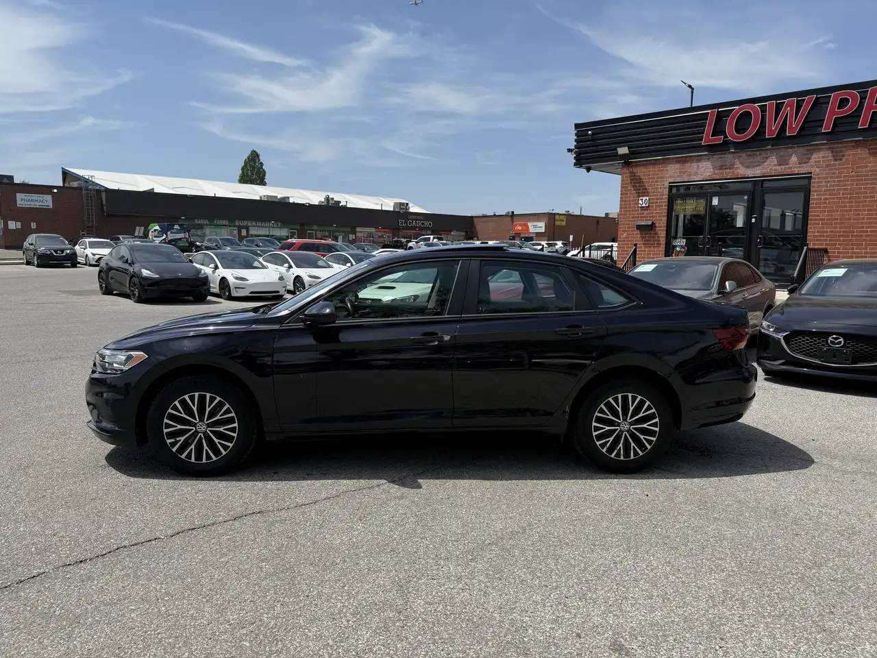 Volkswagen Jetta снимка Volkswagen Jetta
