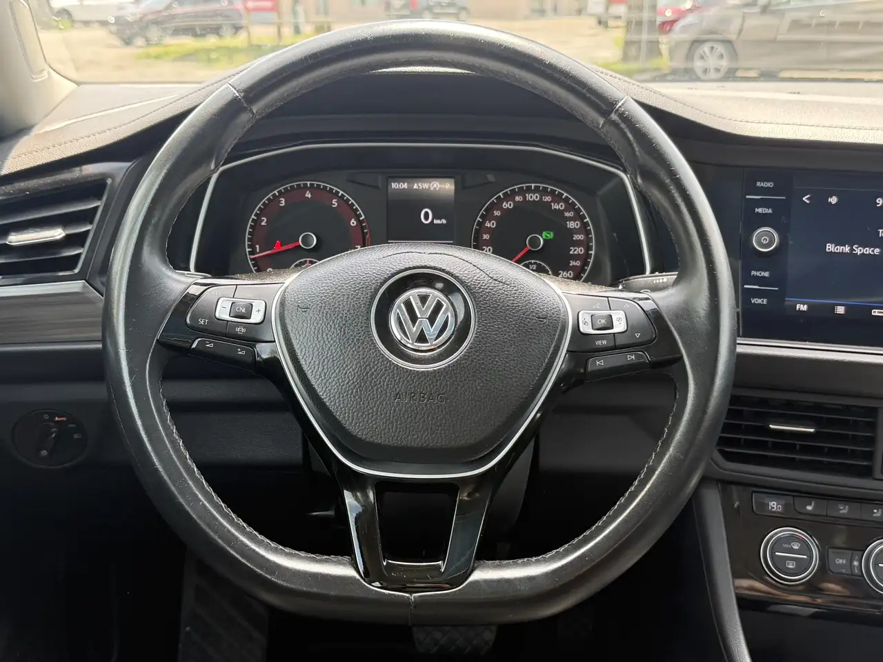 Volkswagen Jetta снимка Volkswagen Jetta