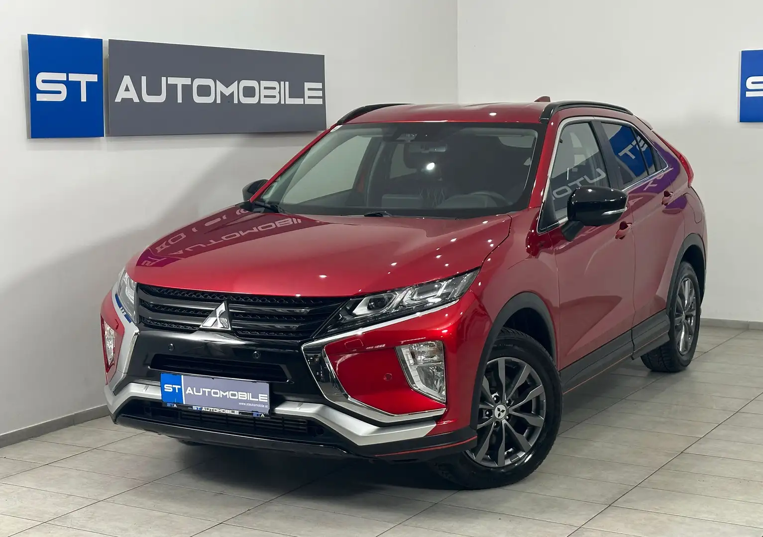 Mitsubishi Eclipse Cross Plus 4WD Aut. // 1.BESITZ // AHK // KAMERA // Rot - 1