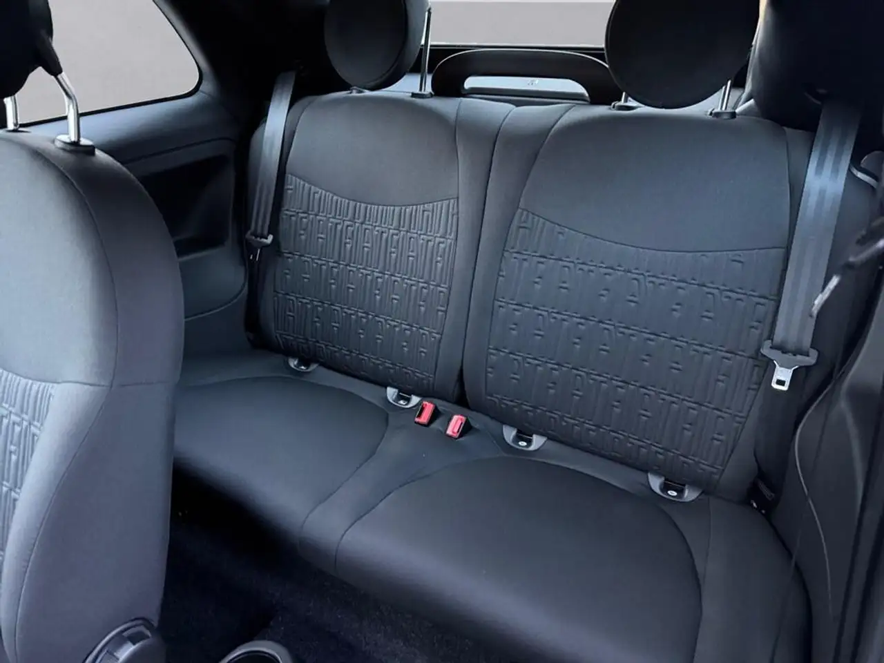 Fiat 500 500C 1.0 hybrid Dolcevita 70cv 13