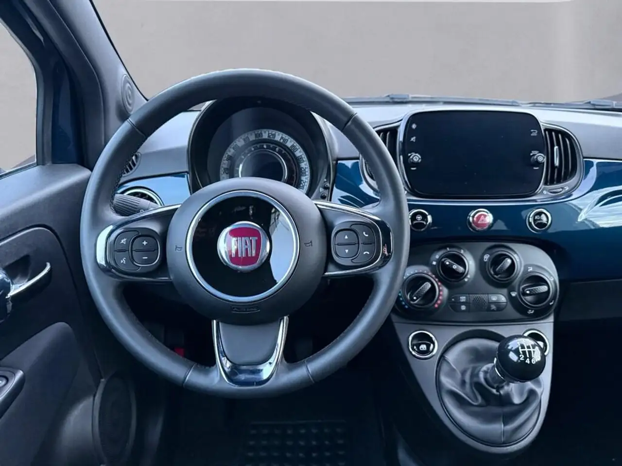 Fiat 500 500C 1.0 hybrid Dolcevita 70cv 12
