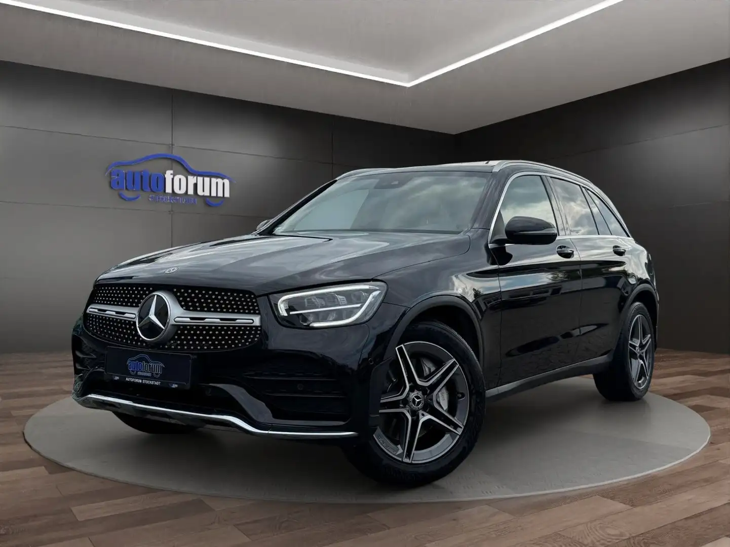 Mercedes-Benz GLC 300 4M AMG°360°CAM°PANO°VIRTUAL COCKPIT°ACC Černá - 1