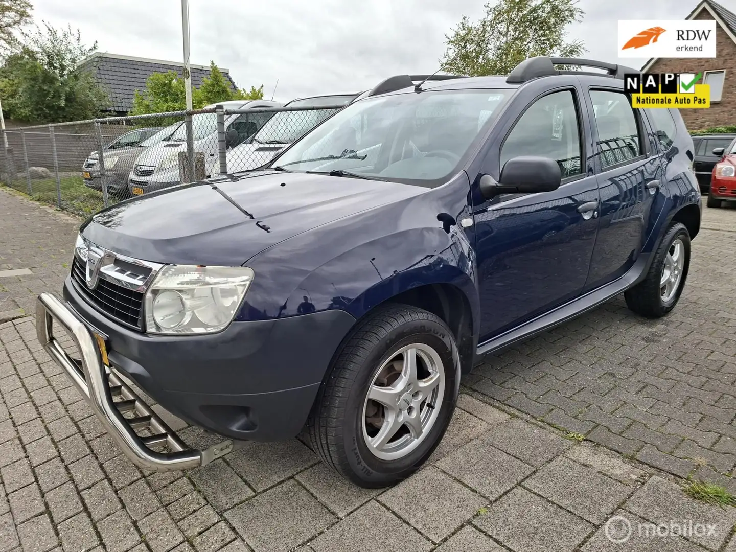 Dacia Duster 1.6 Duster 2wd lgp-g3 bouwjaar 2010 Azul - 1
