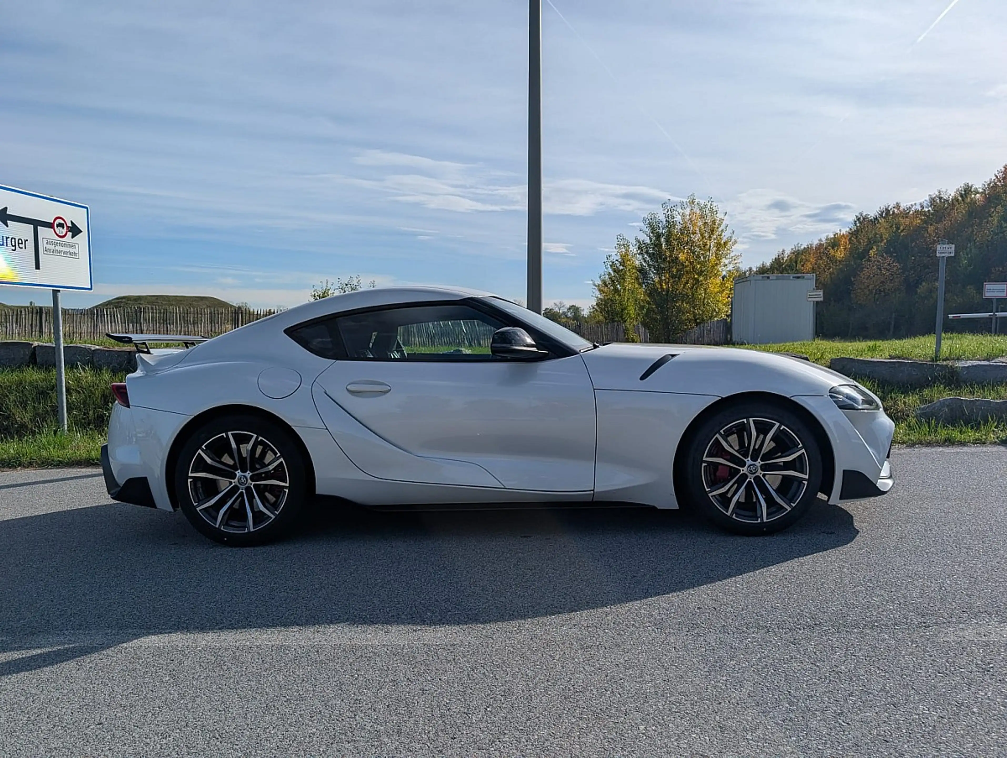 Toyota Supra GR 2,0 Aut.-Head-Up Display, JBL, Vollleder, Se... — photo 3