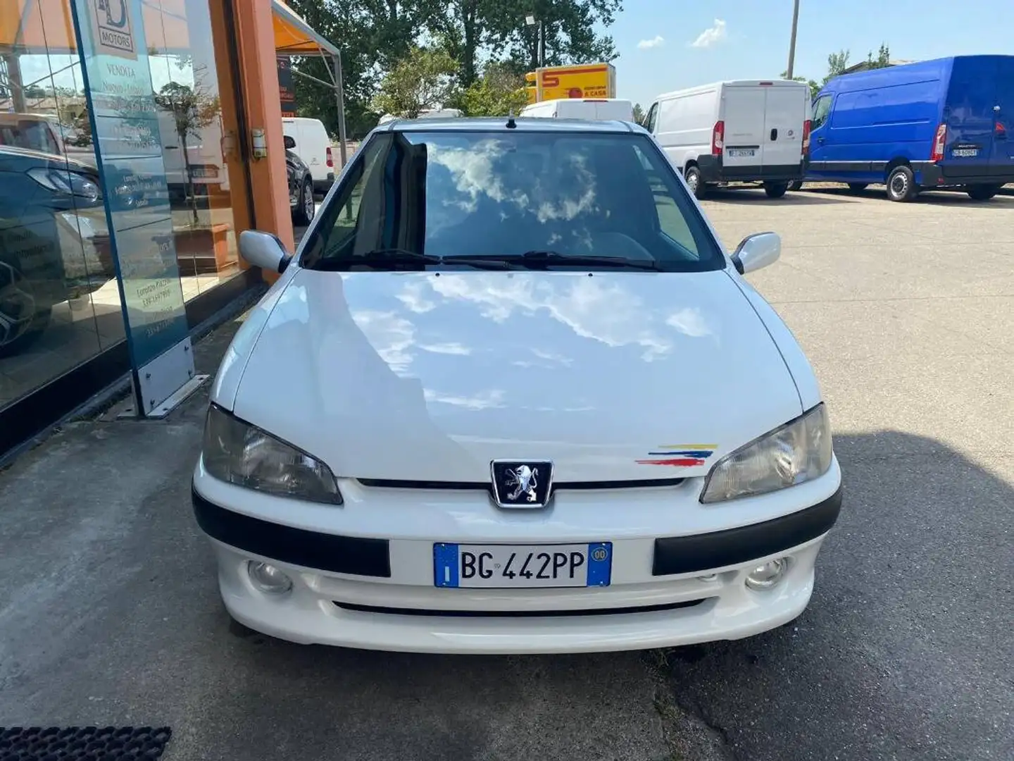 Peugeot 106 1.6 16v Rallye c airbag 3p Weiß - 2