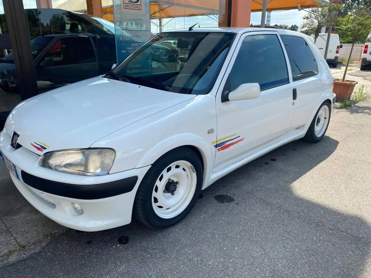Peugeot 106 1.6 16v Rallye c airbag 3p Weiß - 1