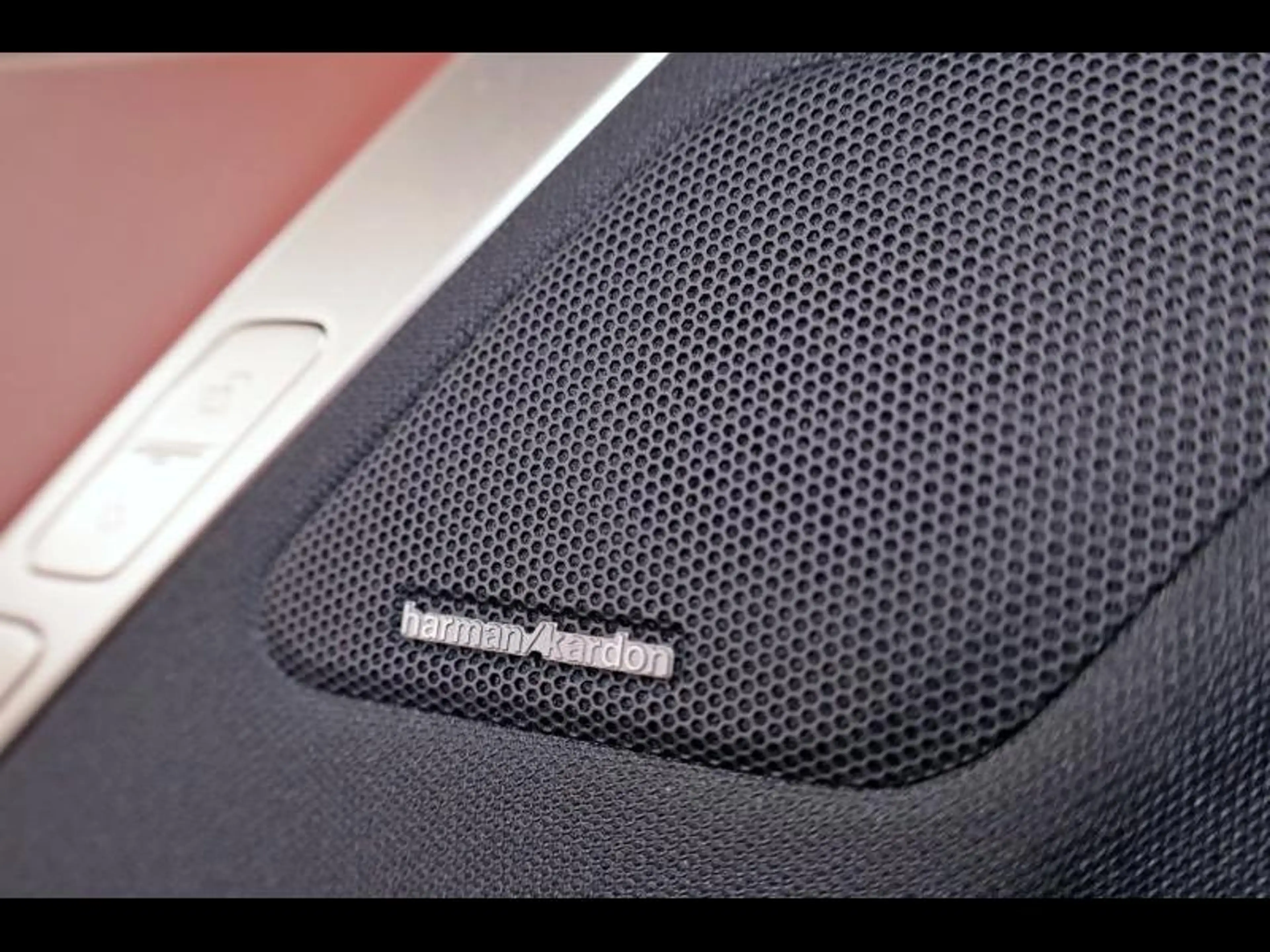 BMW iX xDrive50 Kit Sport — photo 14