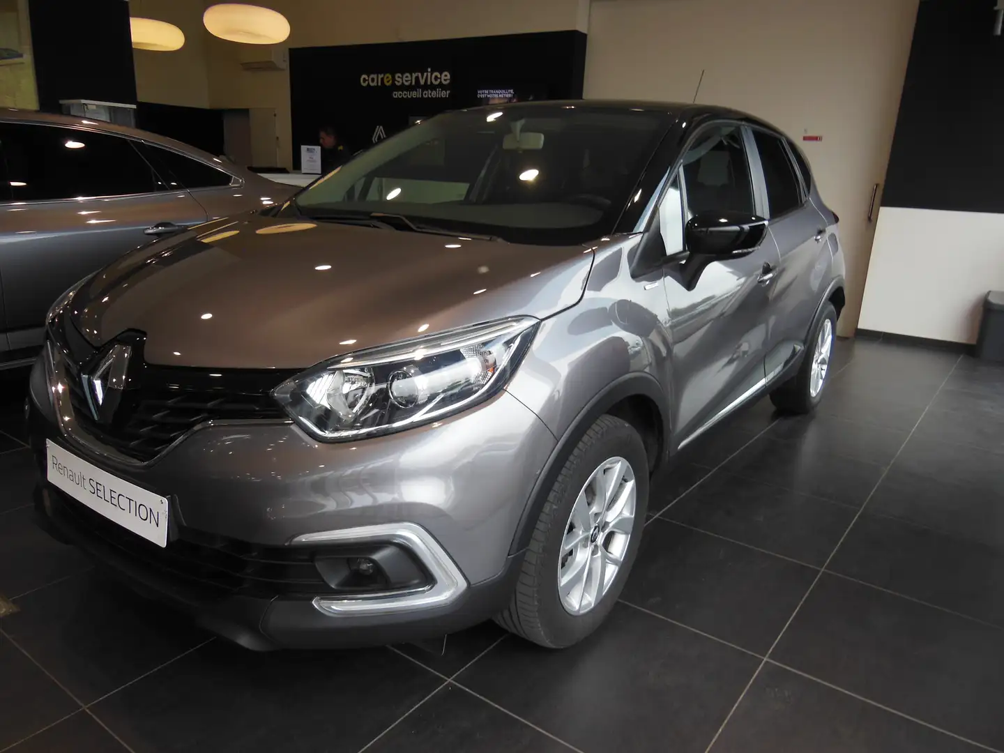 Renault Captur 0.9 TCe Limited Gris - 2