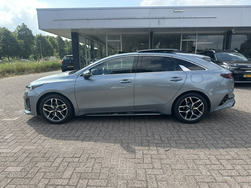 Kia ProCeed / pro_cee'd 1.0 T-GDI GT-Line El.panodak Navi Cruise Lmv Nap — photo 2