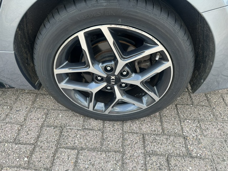 Kia ProCeed / pro_cee'd 1.0 T-GDI GT-Line El.panodak Navi Cruise Lmv Nap — photo 9