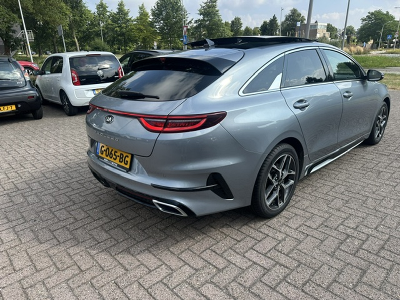 Kia ProCeed / pro_cee'd 1.0 T-GDI GT-Line El.panodak Navi Cruise Lmv Nap — photo 6