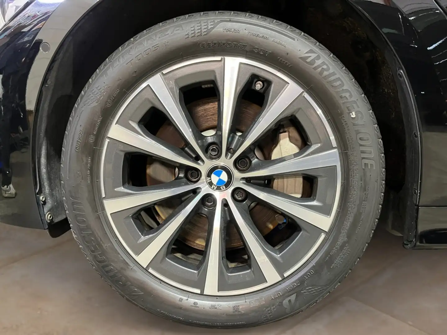 BMW 330 e Advantage + 2Jahre-BPS.-GARANTIE Schwarz - 2