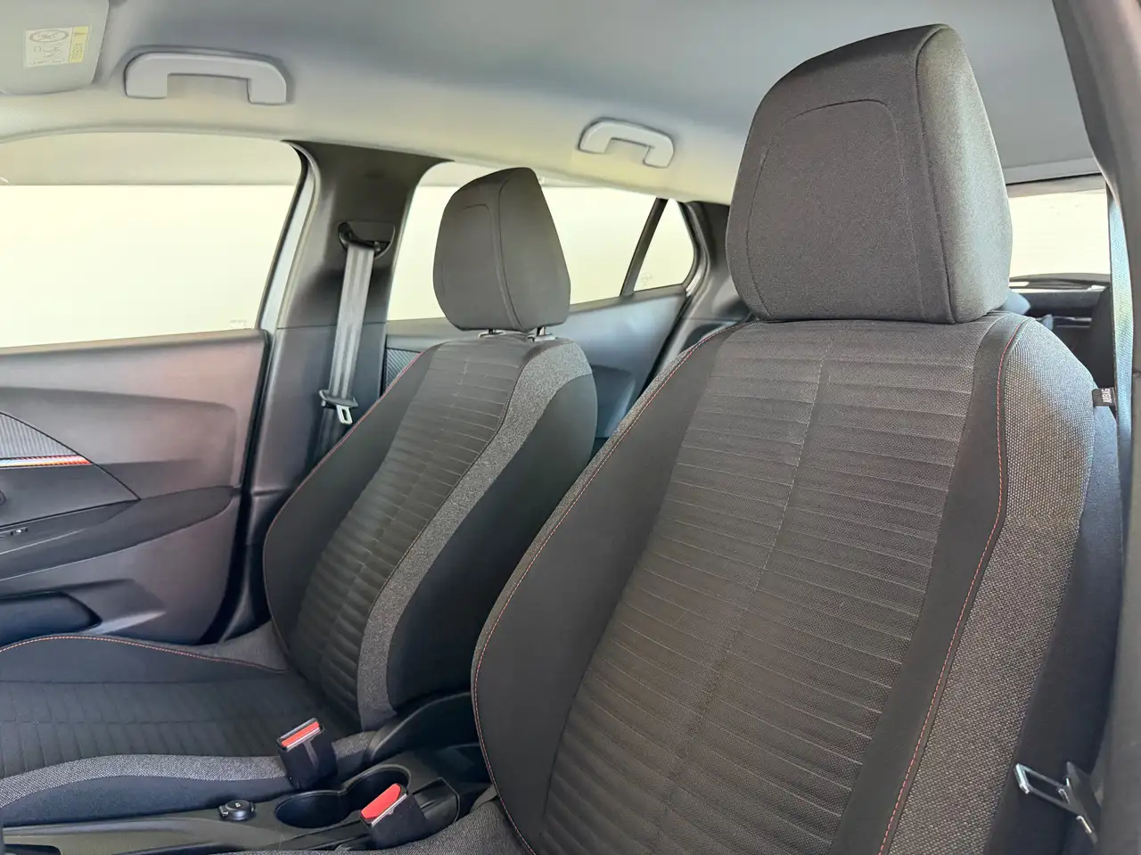 Peugeot 2008 2008 — photo 6
