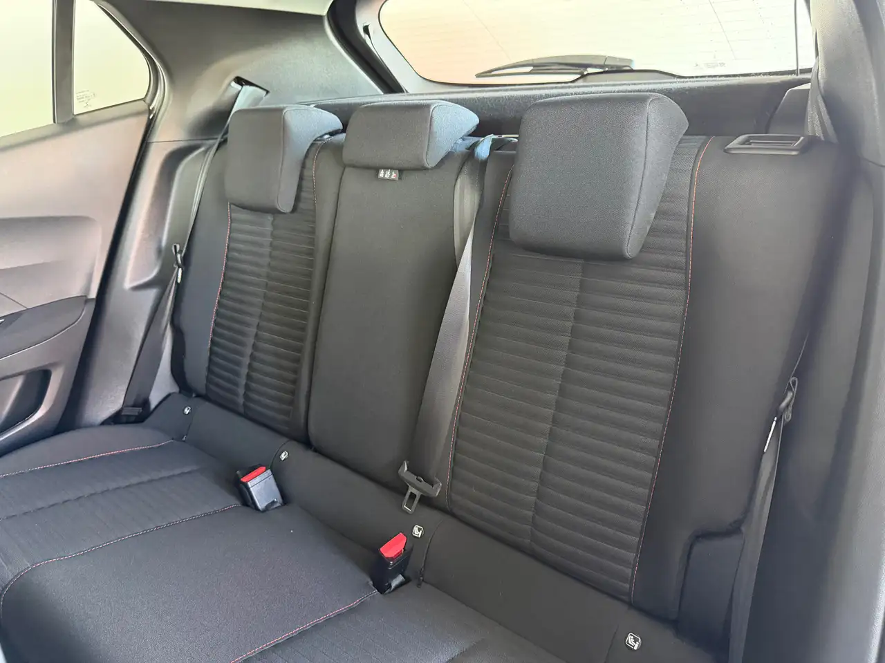Peugeot 2008 2008 — photo 11